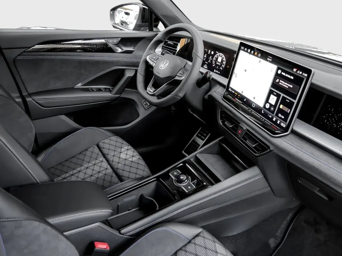 Neu VW Tayron R-line 204 PS (150 kW) 2026 Silber SUV