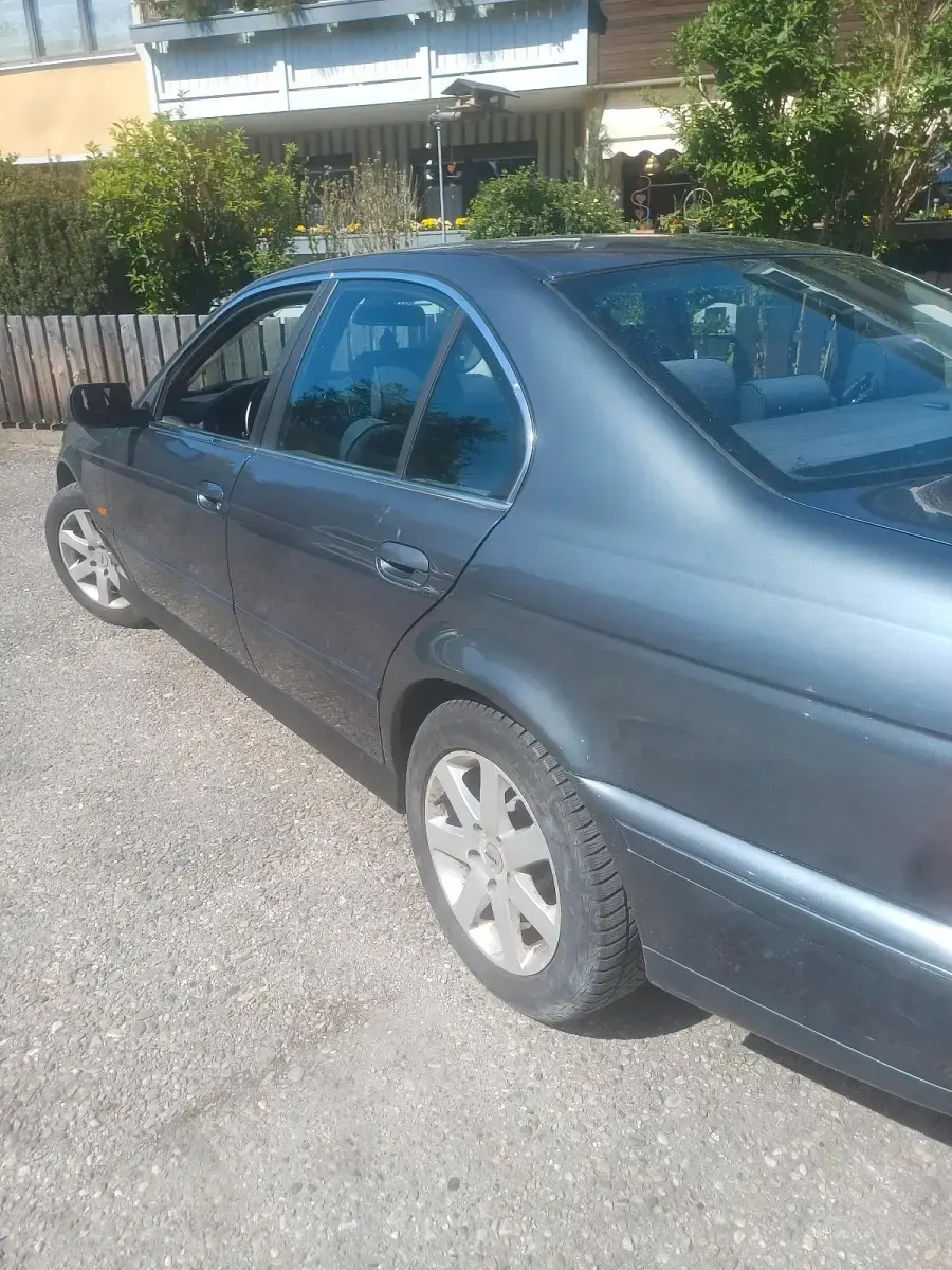 Second-hand BMW 525 192 CP (141 kW) 2002 Gri Berlinǎ