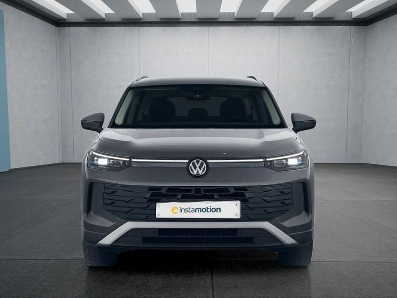 Neu VW Tayron 150 PS (110 kW) 2026 Grau SUV