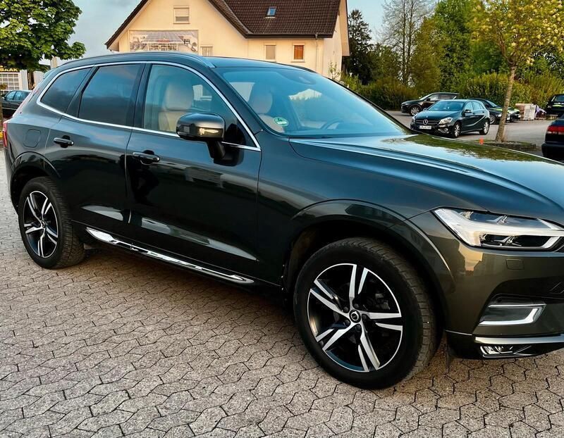 Andere außenfarben Gebraucht 2019 Volvo XC60 Inscription SUV | 31.000 € (Etwas zu teuer) - Bild 1/4