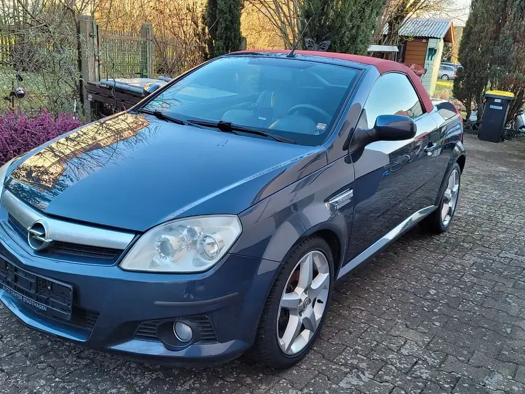 Occasion Opel Tigra 90 ch (66 kW) 2008 Bleue Cabriolet