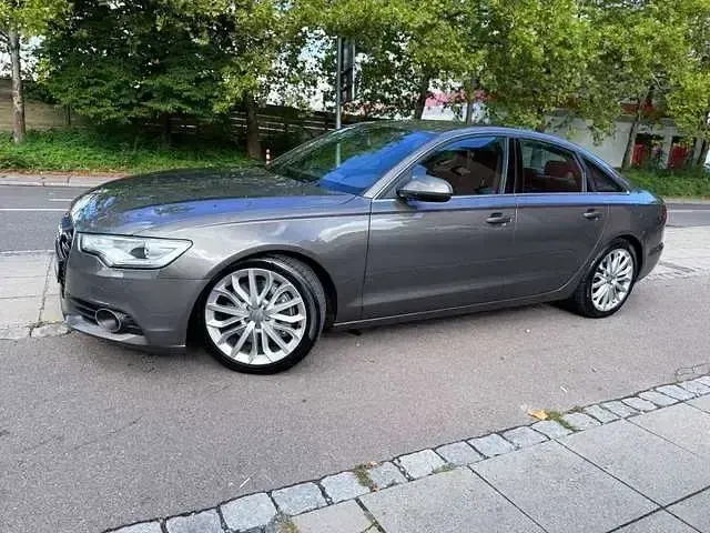 Używany Audi A6 Exclusive 299 KM (219 kW) 2012 Szary Sedan/Limuzyna