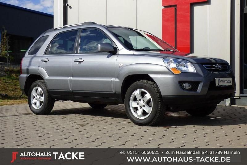 Grayish silver Gebraucht 2009 Kia Sportage LX SUV | 6.990 € (Fairer Preis) - Bild 1/4