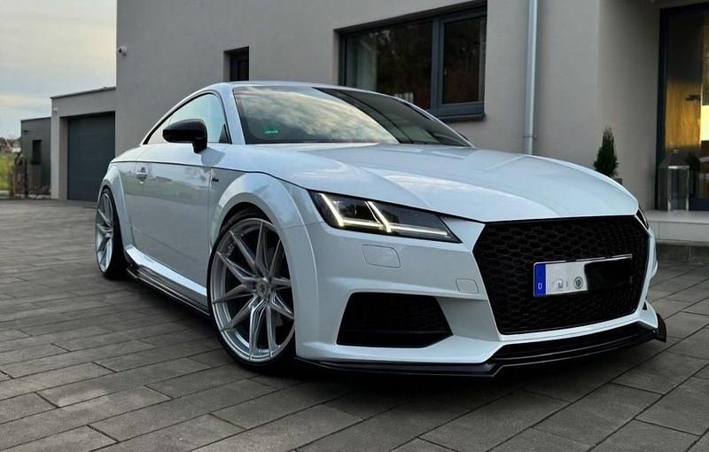 Weiß Gebraucht 2017 Audi TT Design Coupé | 29.999 € (Teuer) - Bild 1/4
