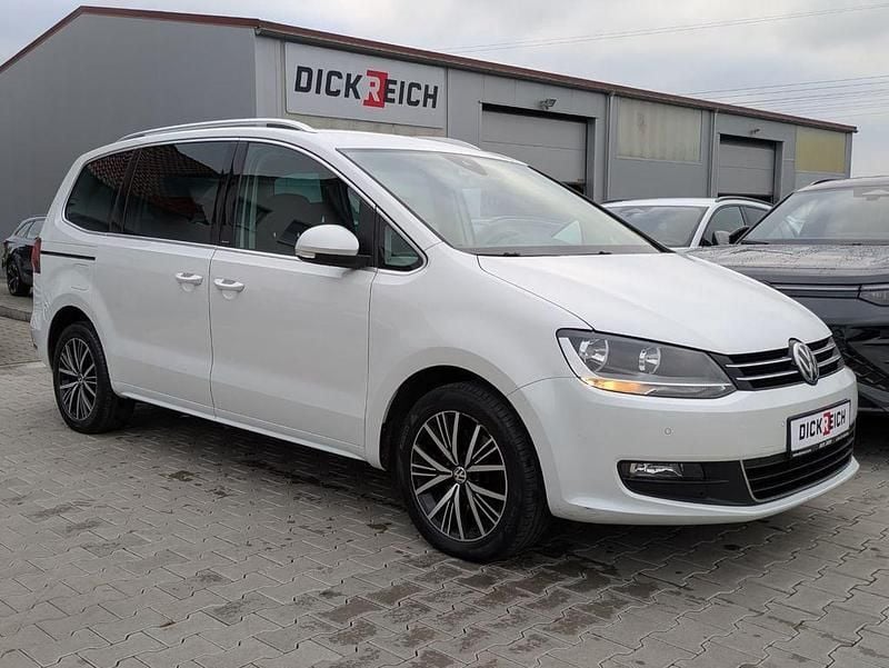 Weiß Gebraucht 2016 VW Sharan Allstar Van / Kleinbus | 14.950 € (Guter Preis) - Bild 1/4