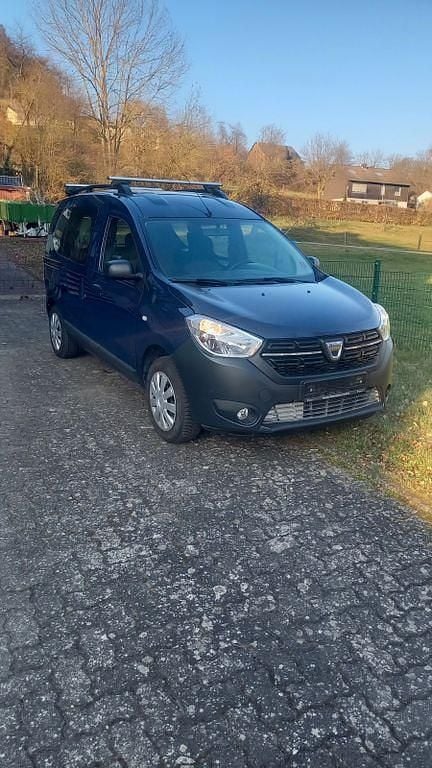 Gebraucht Dacia Dokker Acces 102 PS (75 kW) 2018 Blau Van / Kleinbus