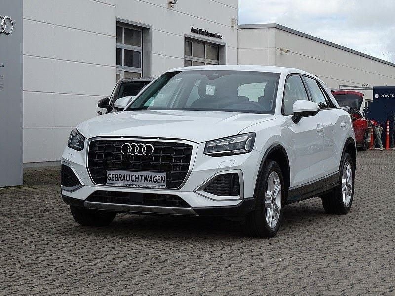Gebraucht Audi Q2 Advanced Plus 150 PS (110 kW) 2023 Gletscherweiss (metallic) SUV