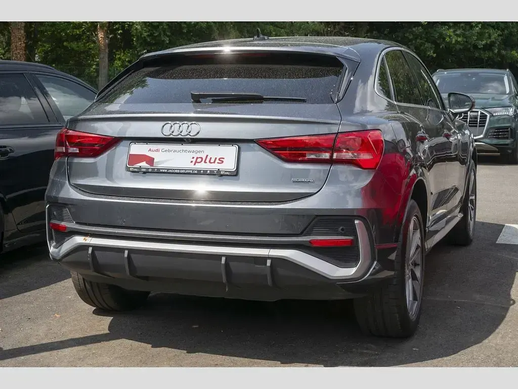 Gebraucht Audi Q3 Sportback S-Line 190 PS (139 kW) 2023 Grau SUV