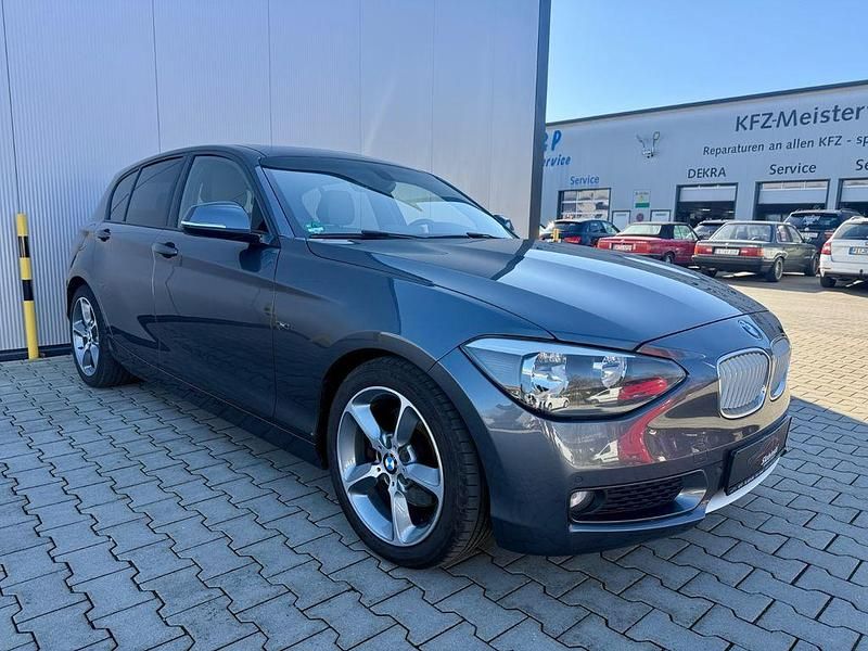 Gebraucht BMW 125 Advantage 218 PS (160 kW) 2012 Grau Kleinwagen