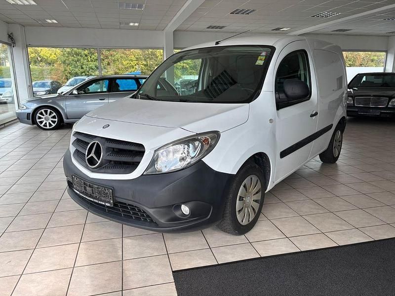Weiß Gebraucht 2016 Mercedes Citan 109 | 9.520 € (Fairer Preis) - Bild 1/4