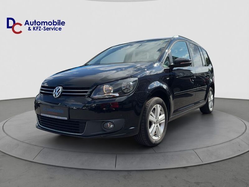Schwarz Gebraucht 2012 VW Touran Match Van / Kleinbus | 10.999 € (Etwas zu teuer) - Bild 1/4