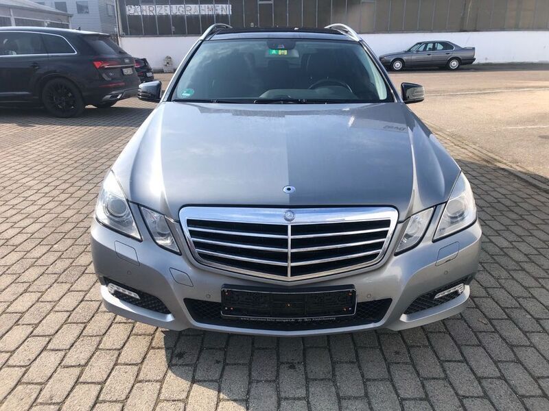 Silber Gebraucht 2010 Mercedes E350 Kombi | 5.999 € (Superpreis) - Bild 1/4