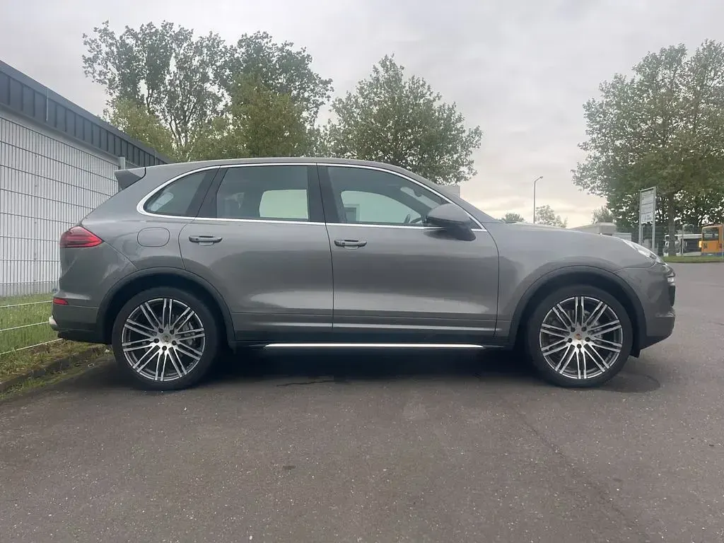 Gebraucht Porsche Cayenne S 385 PS (283 kW) 2014 Grau SUV