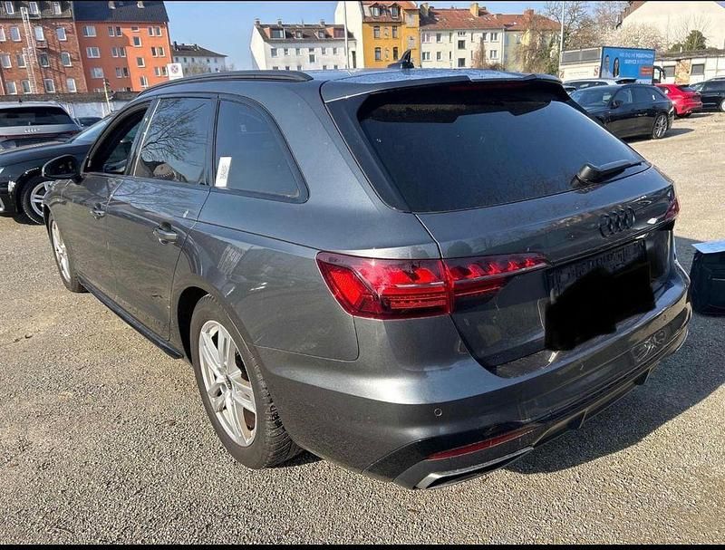 Gebraucht Audi A4 S-Line 204 PS (150 kW) 2022 Grau Kombi