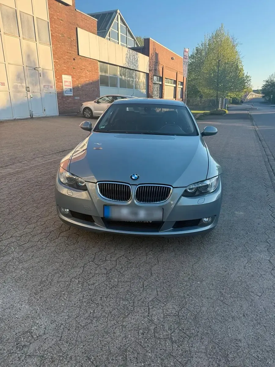 Używany BMW 325 218 KM (160 kW) 2006 Srebrny Coupe