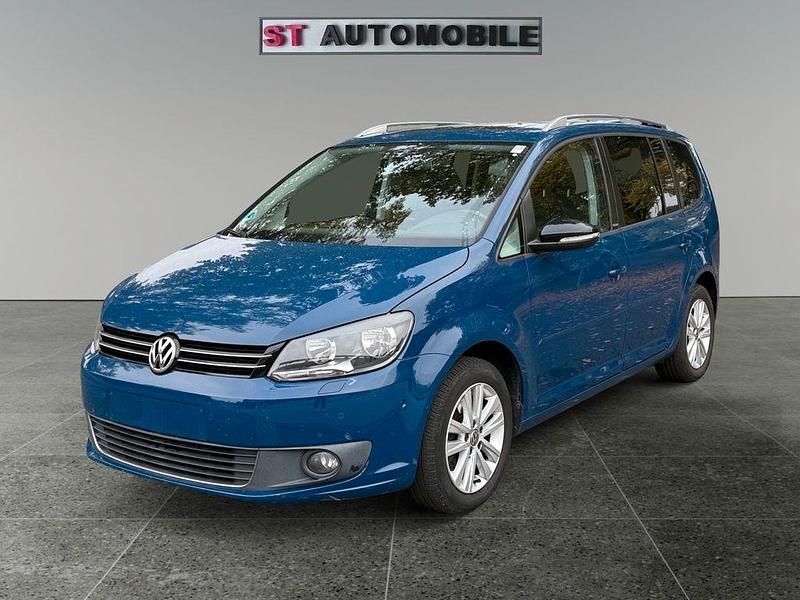 Blau Gebraucht 2012 VW Touran Style Van / Kleinbus | 6.490 € (Guter Preis) - Bild 1/4