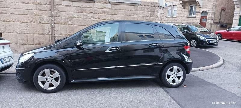 Gebraucht 2006 Mercedes B200 Van / Kleinbus | 3.950 € (Etwas zu teuer) - Bild 1/4