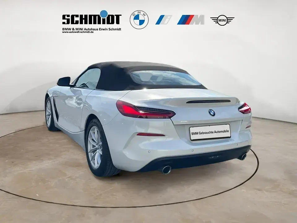Gebraucht BMW Z4 Advantage 197 PS (144 kW) 2022 Mineralweiß Cabrio