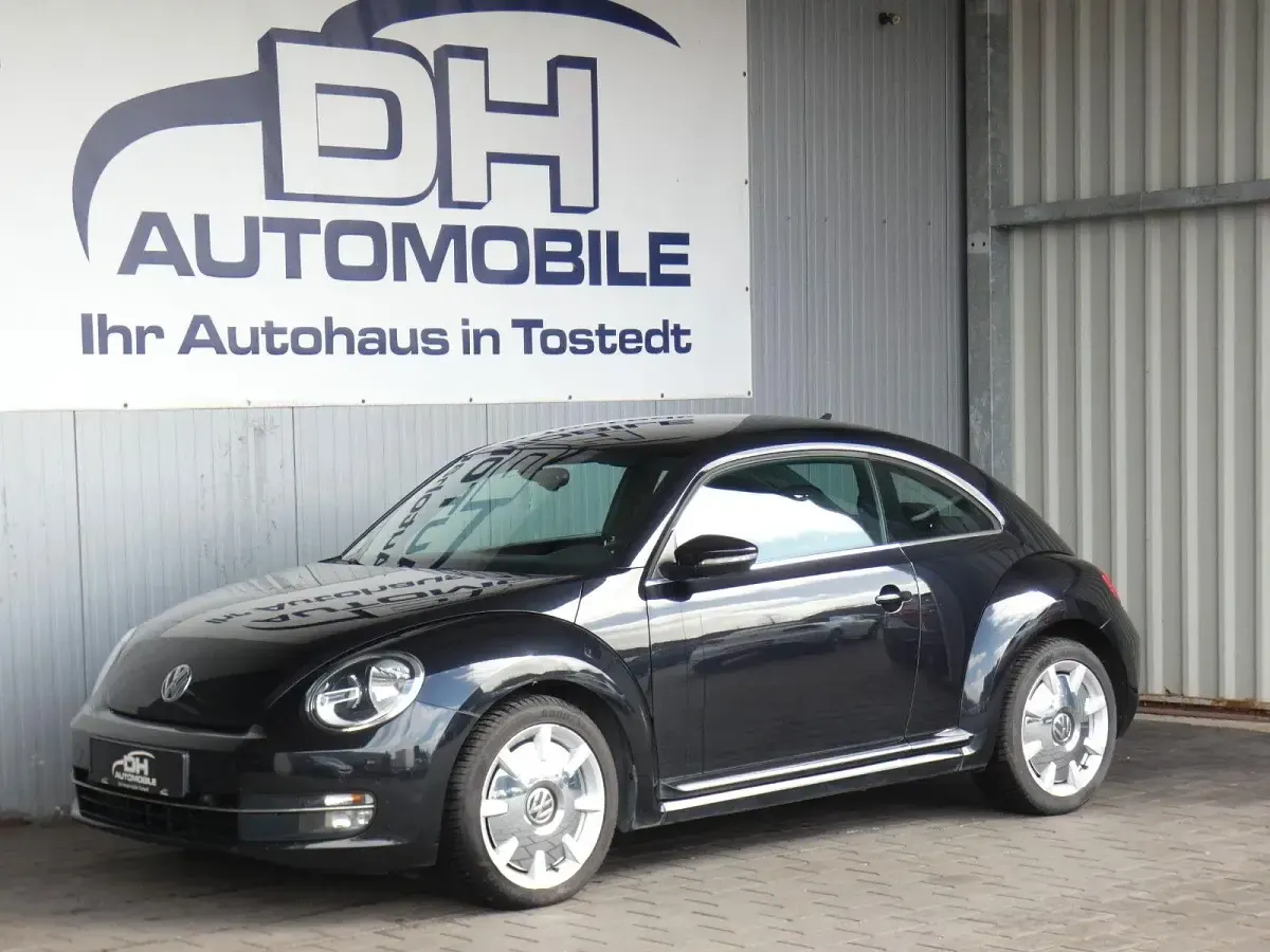 Gebraucht VW Beetle 105 PS (77 kW) 2012 Schwarz Kleinwagen
