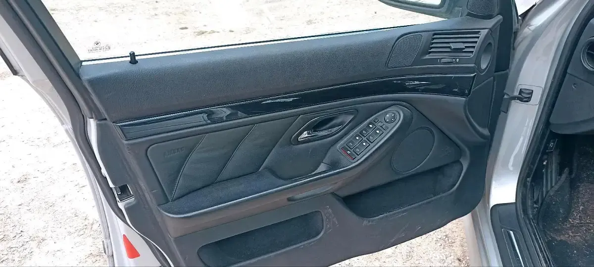 Gebraucht BMW 530 184 PS (135 kW) 1999 Silber Kombi