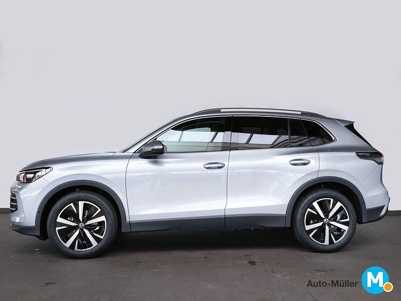 Neu VW Tiguan Elegance 150 PS (110 kW) 2026 Silber SUV