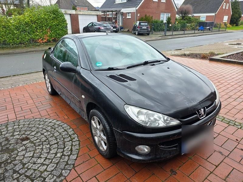 Gebraucht Peugeot 206 CC 109 PS (80 kW) 2007 Schwarz Cabrio