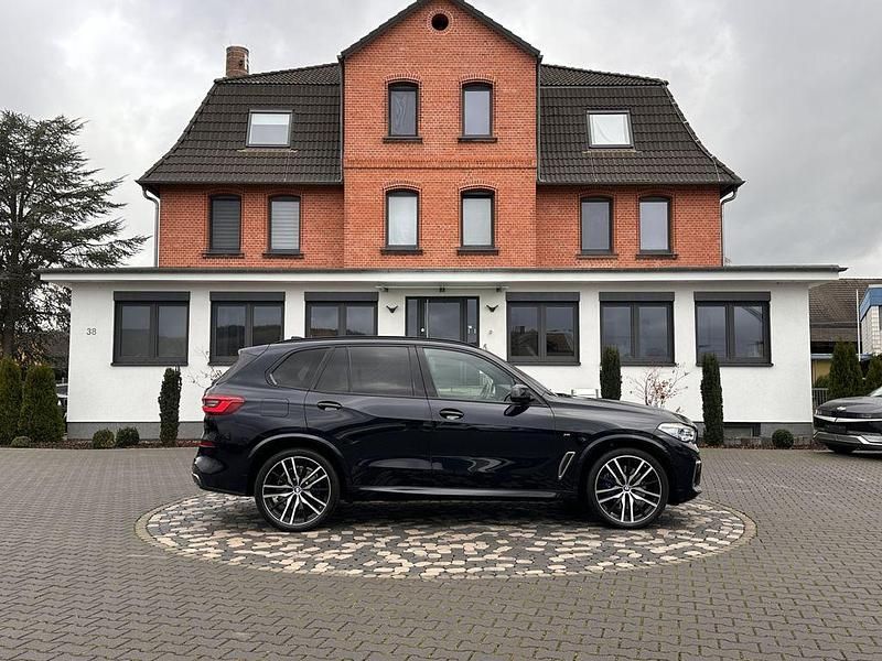 Schwarz Gebraucht 2020 BMW X5 M50 Performance SUV | 43.950 € (Superpreis) - Bild 1/4