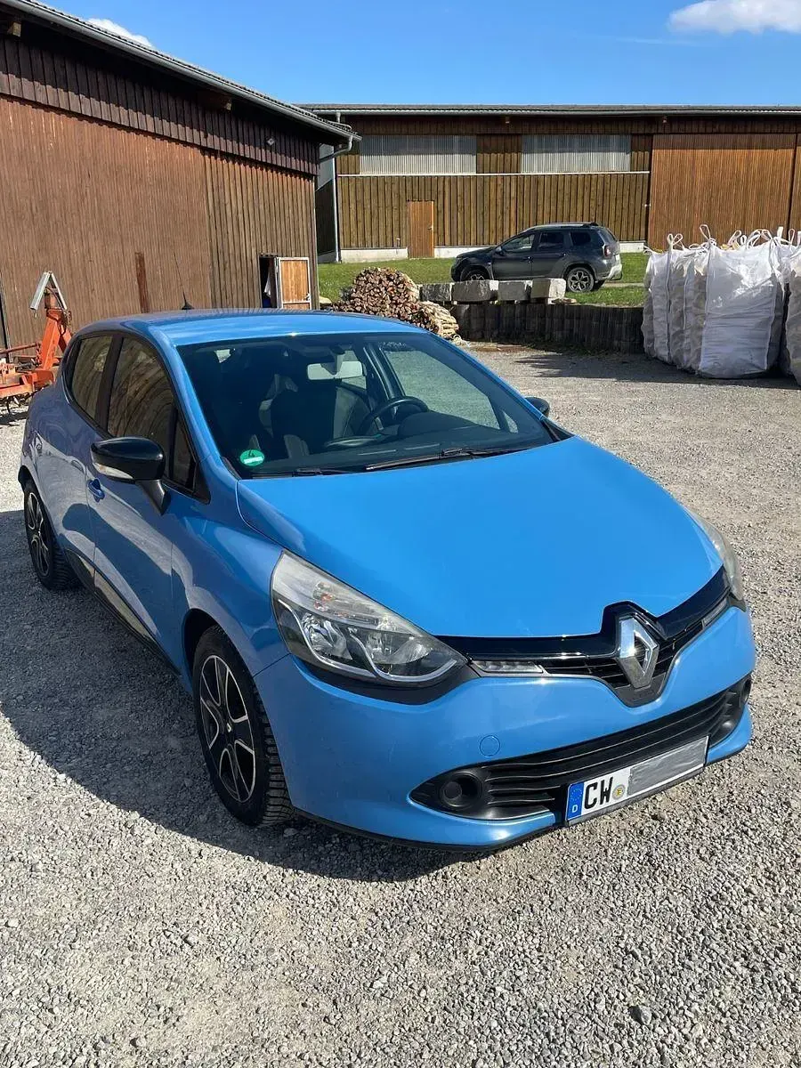Gebraucht Renault Clio IV Dynamique 90 PS (66 kW) 2013 Blau Kleinwagen