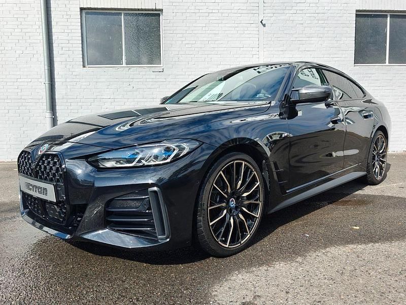 Blacksapphire metallic (metallic) Gebraucht 2023 BMW 430 Gran Coupé Shadowline Coupé | 59.490 € - Bild 1/4