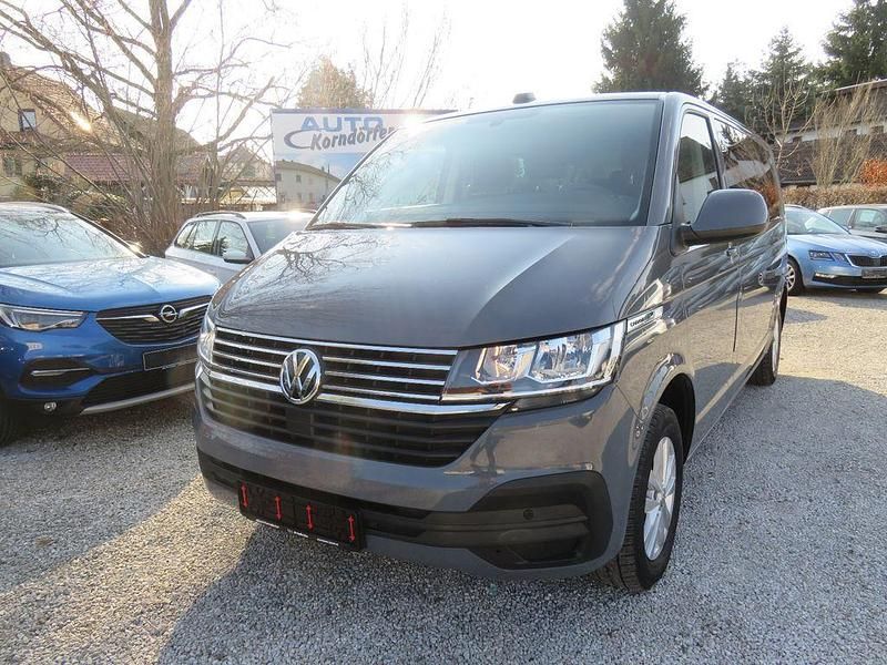 Gebraucht VW Caravelle Comfortline 150 PS (110 kW) 2024 Grau Van / Kleinbus