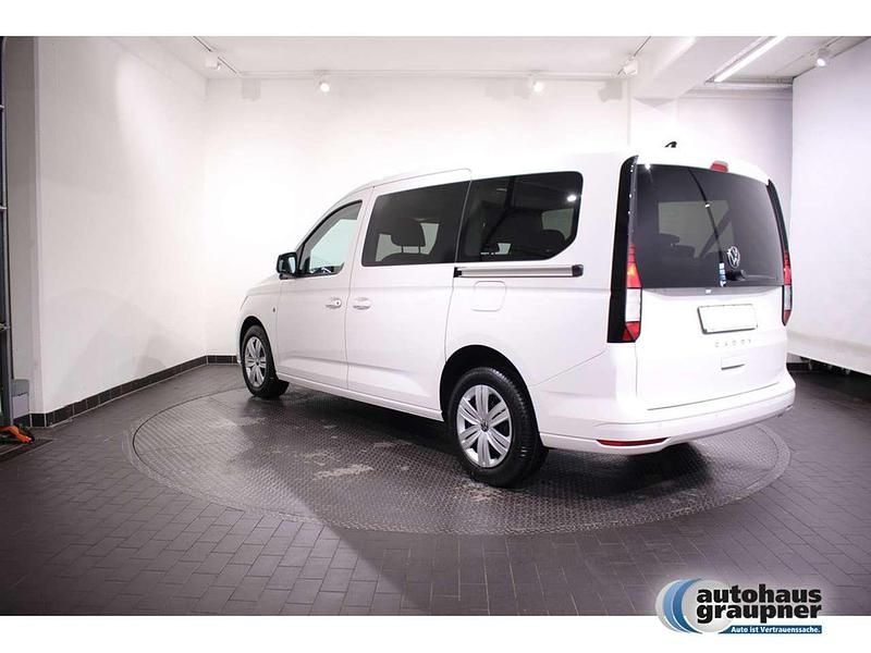 Neu VW Caddy Maxi 102 PS (75 kW) 2026 Candy weiss Van / Kleinbus