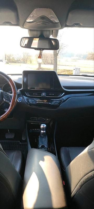 Gebraucht Toyota C-HR 122 PS (89 kW) 2017 Grau SUV