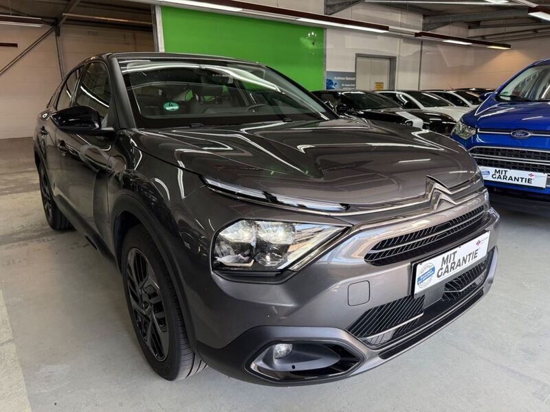 Grau Gebraucht 2024 Citroën C4 Limousine | 18.898 € (Fairer Preis) - Bild 1/4