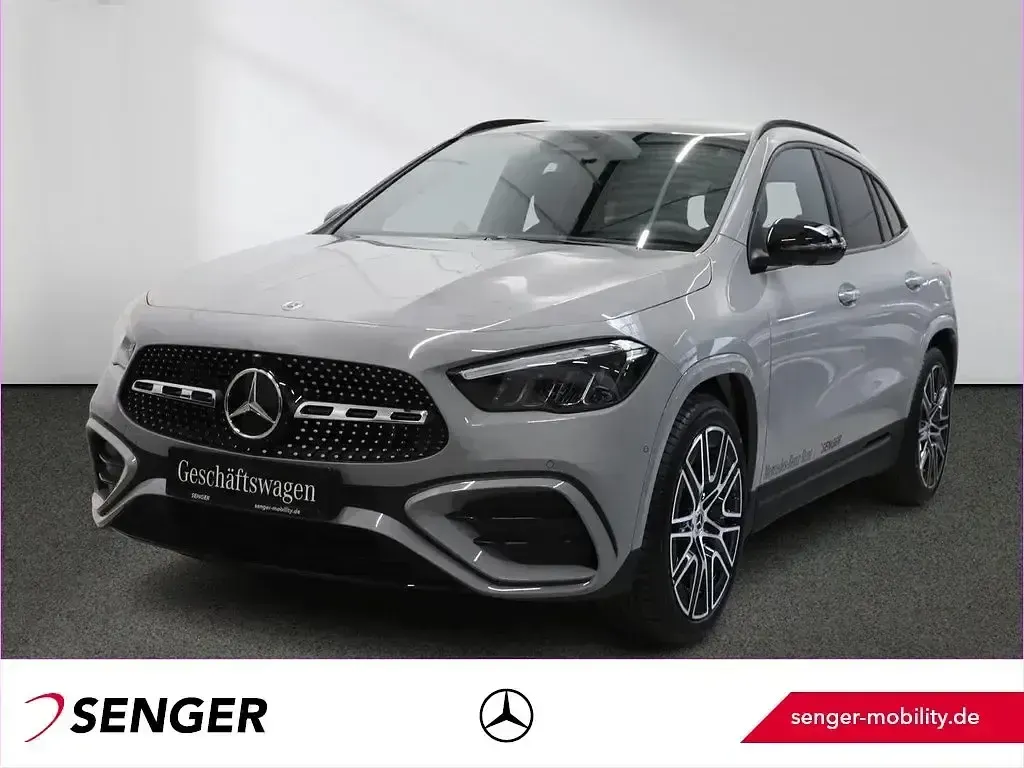 Gebraucht Mercedes GLA200 AMG line 150 PS (110 kW) 2026 SUV