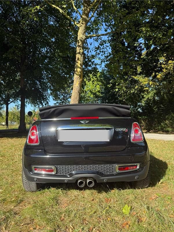 Schwarz Gebraucht 2015 Mini Cooper S Cabriolet Cabrio | 12.900 € (Guter Preis) - Bild 1/4