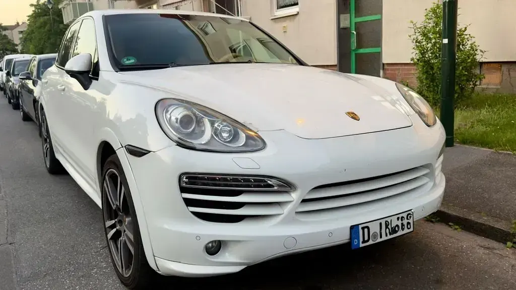 Gebraucht Porsche Cayenne S 382 PS (280 kW) 2013 Weiß SUV