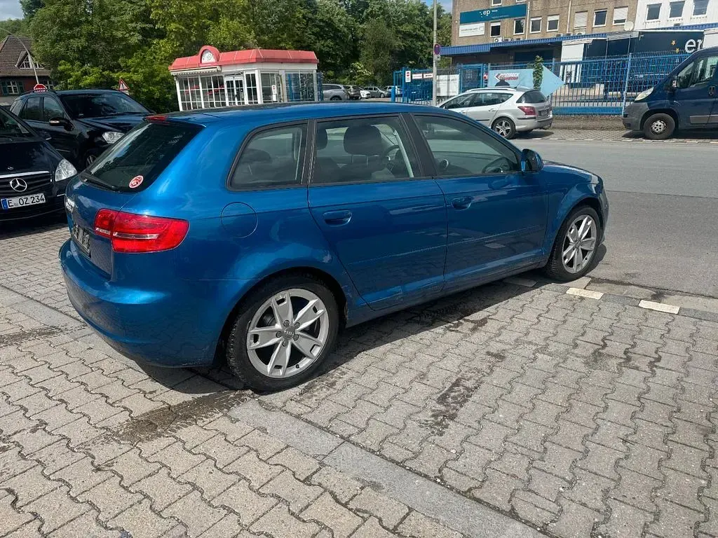Second-hand Audi A3 Ambition 125 CP (91 kW) 2009 Albastru Hatchback