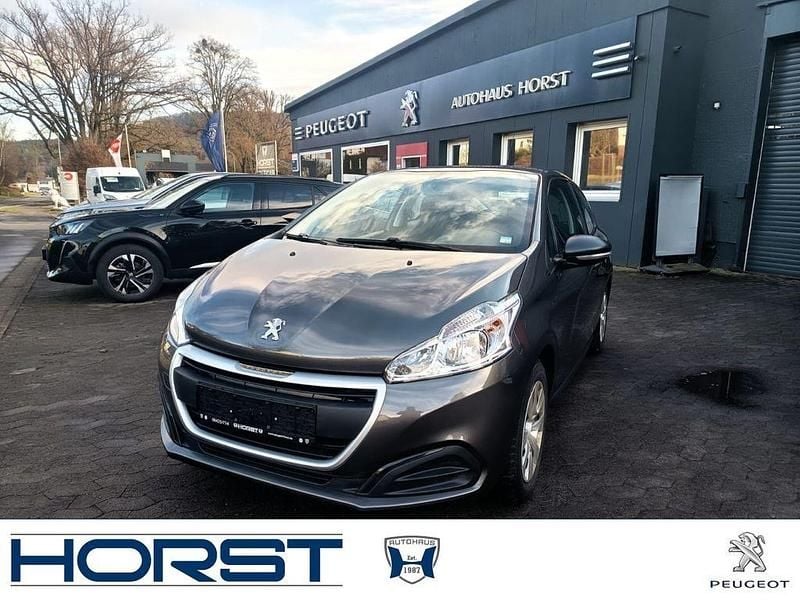 Grau Gebraucht 2018 Peugeot 208 Access Kleinwagen | 6.990 € (Fairer Preis) - Bild 1/4