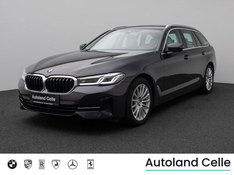 Gebraucht BMW 540 Sport Line 333 PS (244 kW) 2020 Sophistograu brillanteffekbeige Limousine