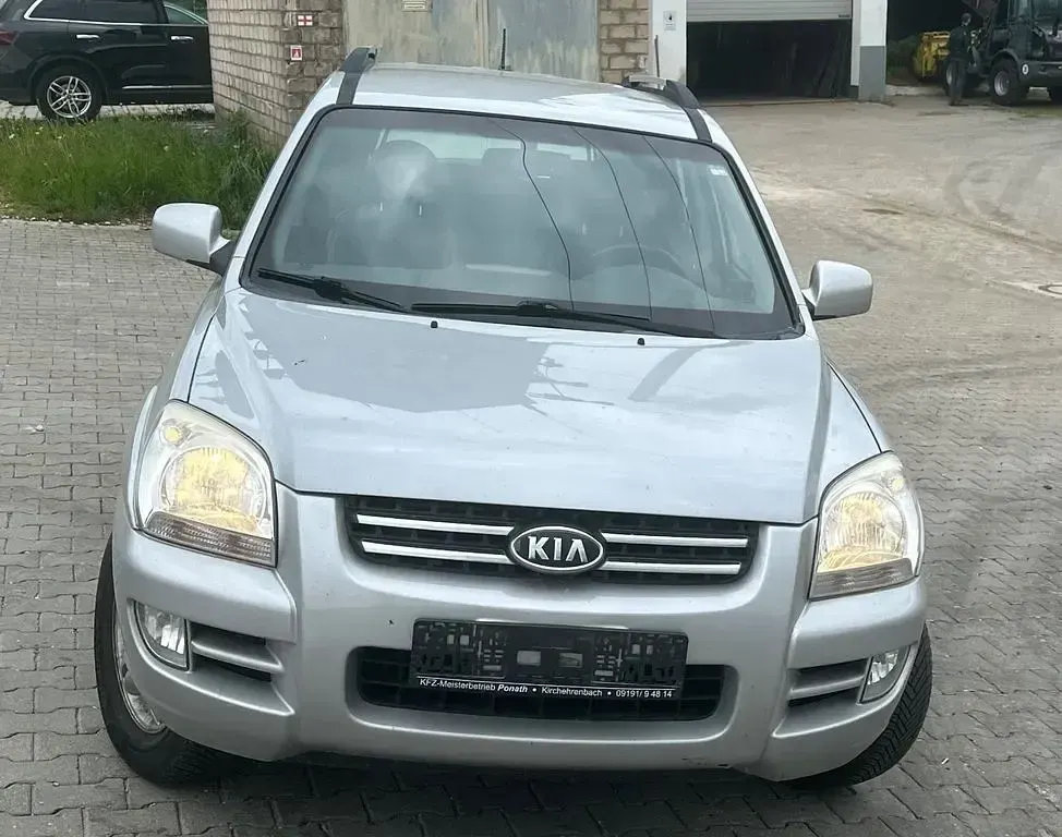 Gebraucht Kia Sportage EX 141 PS (103 kW) 2007 Silber SUV