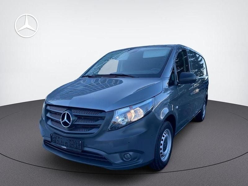 Gebraucht Mercedes Vito 136 PS (100 kW) 2021 Selenitgrau metallic Van