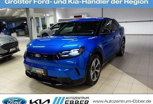 Neu Ford Capri Standard Range 125 kW (170 PS) 2025 Blau SUV