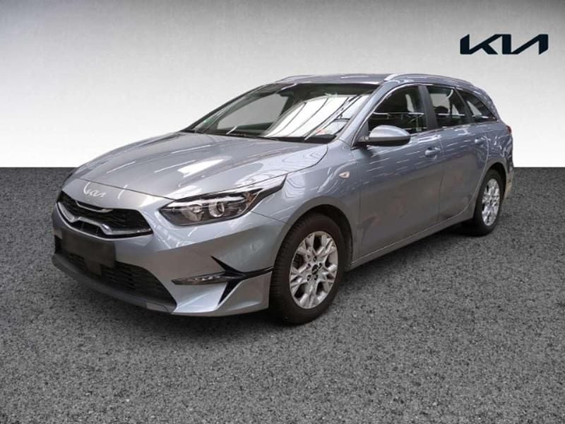 Css) lunarsilber met. (silber Gebraucht 2025 Kia Ceed Sportswagon Vision Kombi | 22.980 € (Superpreis) - Bild 1/4
