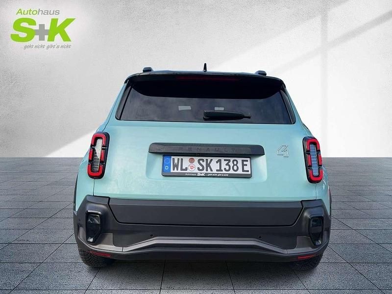 Gebraucht Renault 4 E-Tech Iconic 110 kW (150 PS) 2025 Hautsdefrancegrün, black pearlschwarz metallic (grün) SUV