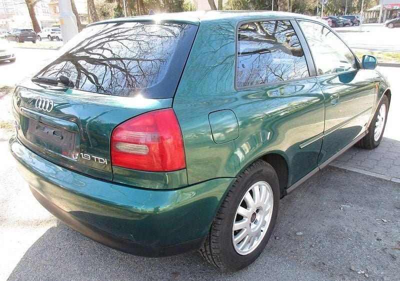 Gebraucht Audi A3 Ambiente 90 PS (66 kW) 1999 Grün Kleinwagen