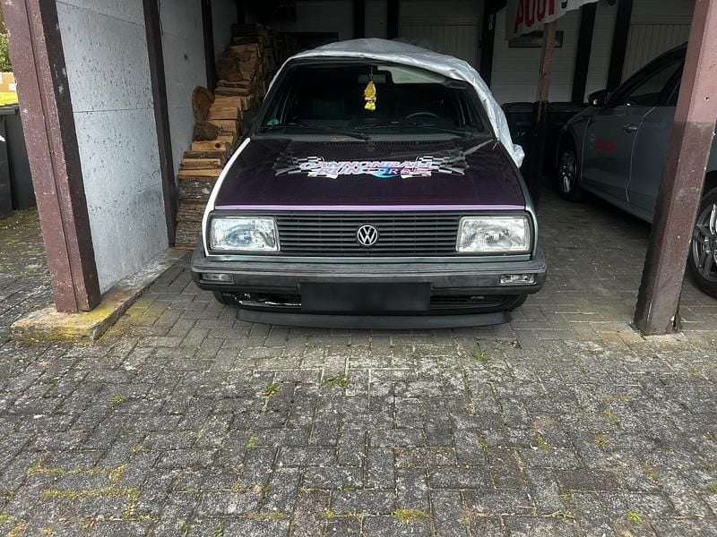 Second-hand VW Jetta 90 CP (66 kW) 1987 Verde Berlinǎ