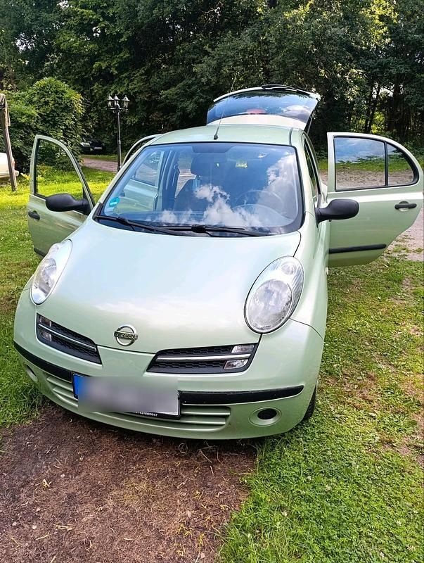 Grün Gebraucht 2006 Nissan Micra Kleinwagen | 2.800 € (Teuer) - Bild 1/4
