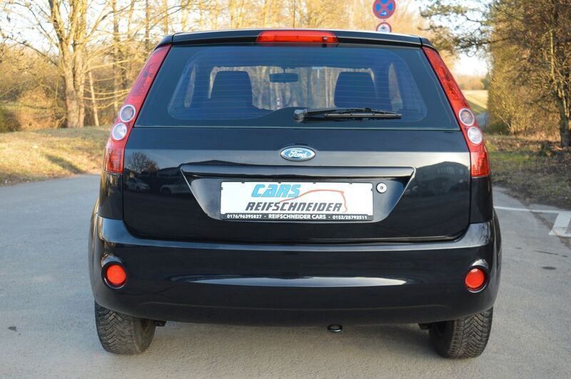 Gebraucht Ford Fiesta Fun X 69 PS (50 kW) 2007 Schwarz Kleinwagen