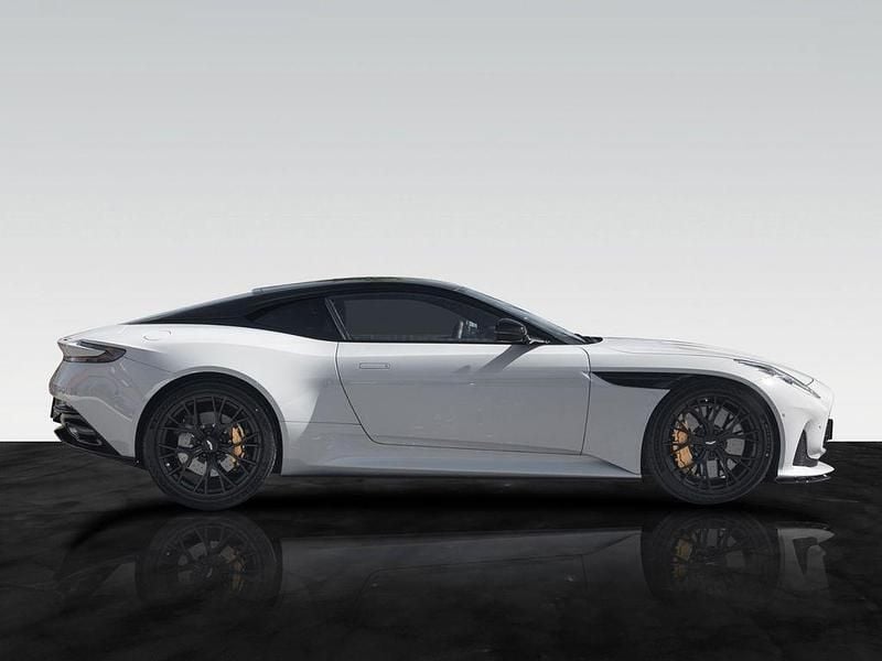 Neu Aston Martin DB12 680 PS (500 kW) 2026 Grau