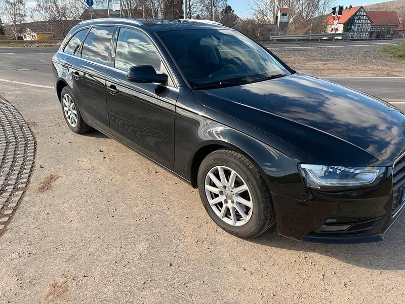 Gebraucht Audi A4 170 PS (125 kW) 2014 Schwarz Kombi